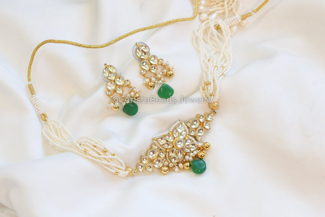 Clear Kundan Choker Set