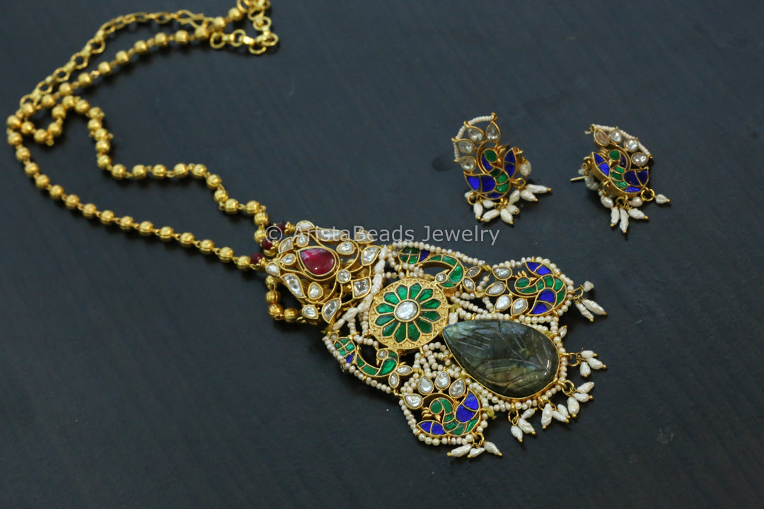 Real Pearls, Labradorite & Jadau Kundan Pendant Set ( Removable)