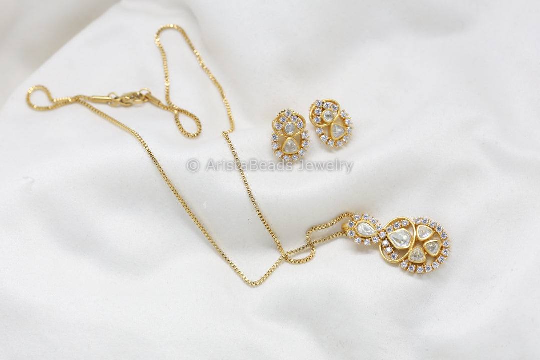 Dainty Moissanite Pendant Set