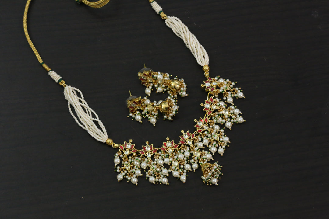 Dainty Pachi Kundan Lotus Necklace Set