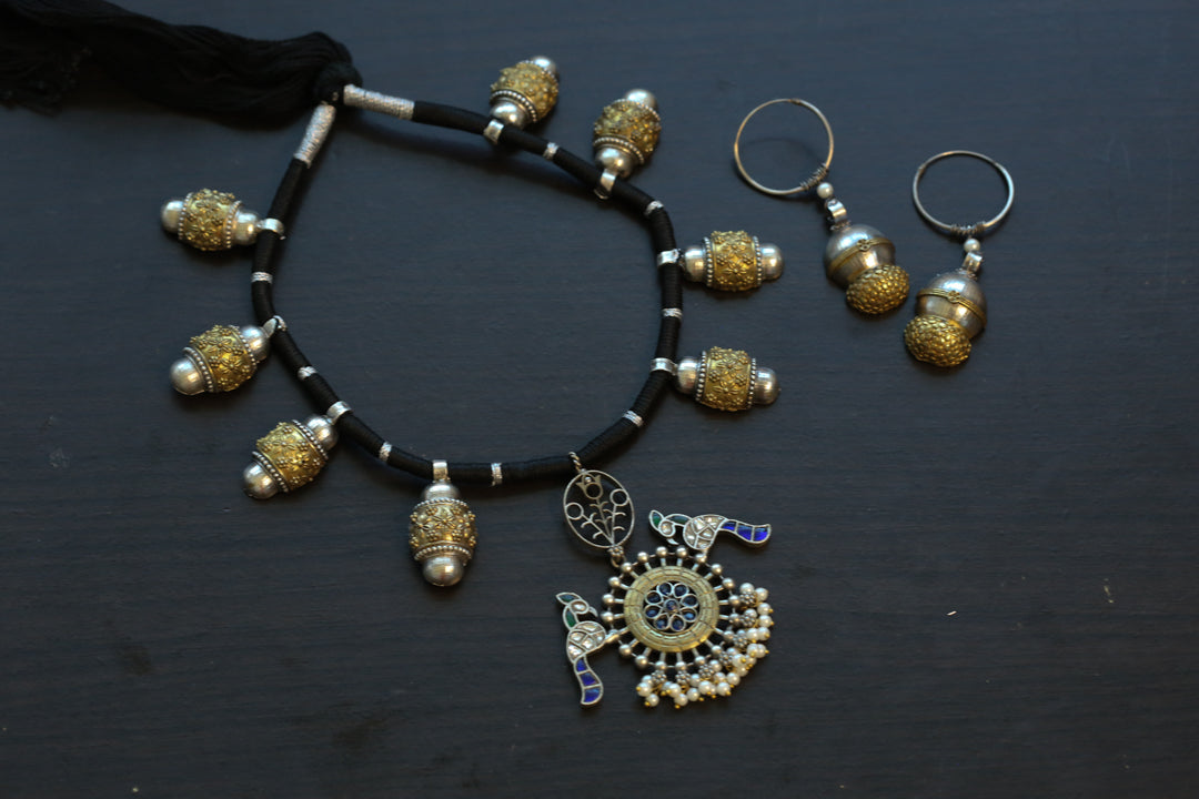 Dual Tone Fusion Kundan Necklace Set - Style 1