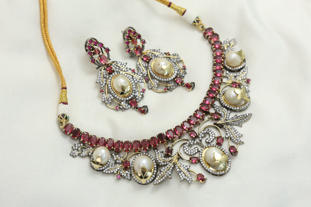 Victorian Barouqe Pearls Brick Red Necklace Set