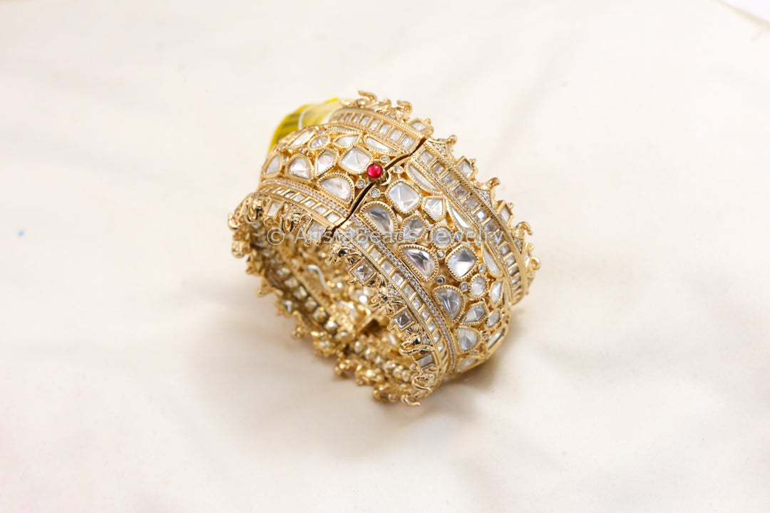 Gajraaj Kundan Polki Look Alike Bangle  (2.4 Openable)