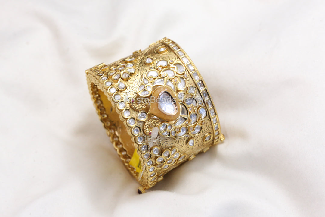 Premium Uncut Polki Kundan Wide Bangle (Yellow Pota)