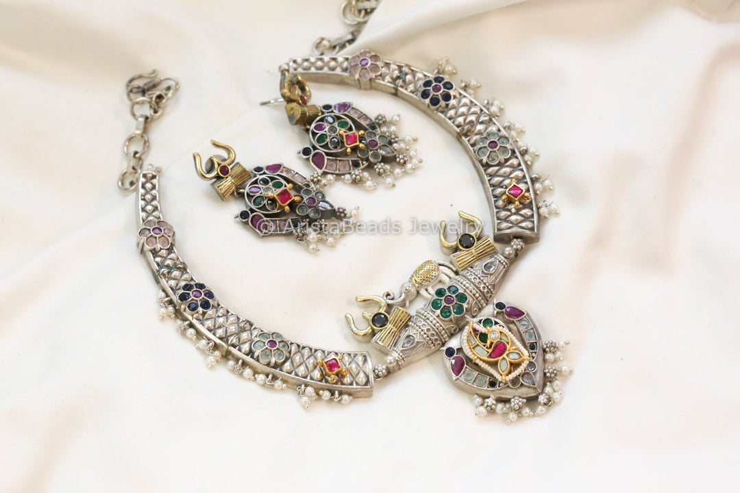 Kundan Fusion Dual Tone Hasli Necklace Set - Multi
