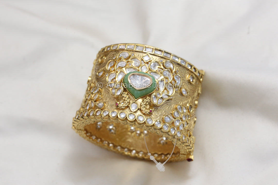 Premium Uncut Polki Kundan Wide Bangle (Mint Pota)