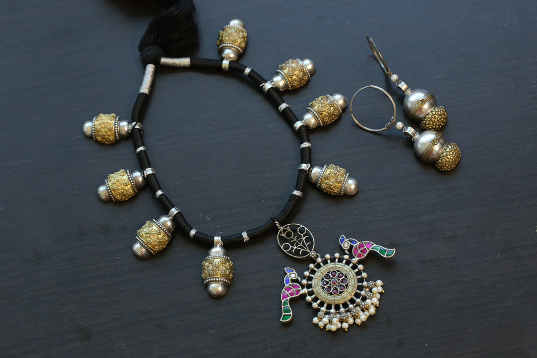 Dual Tone Fusion Kundan Necklace Set - Style 4