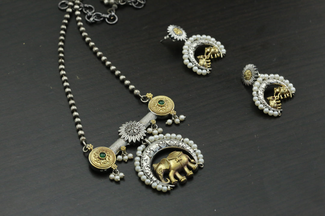 Dainty Dual Tone Necklace Set - Green