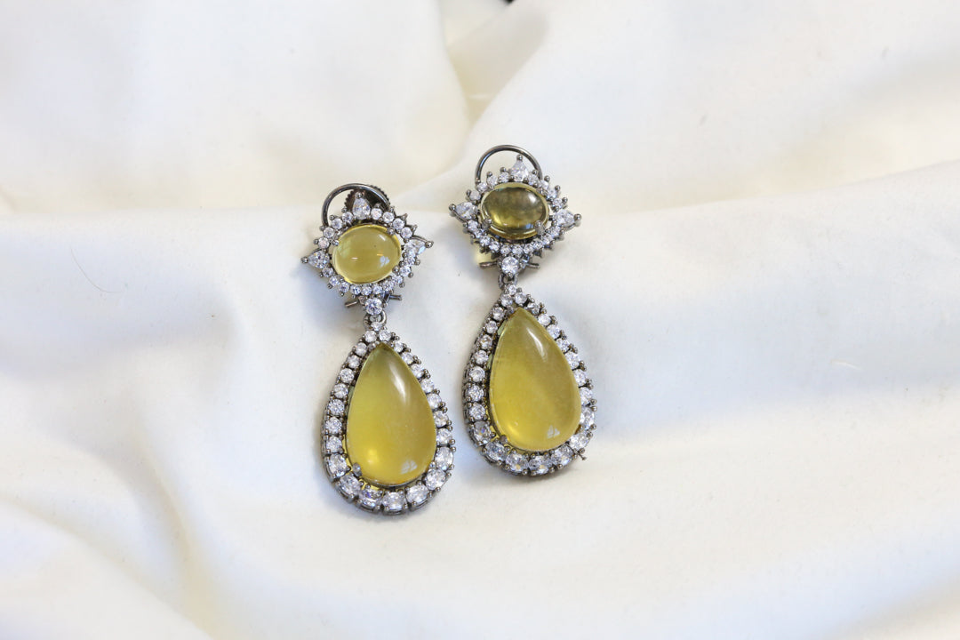 Candy Look Pota & CZ earrings - Yellow