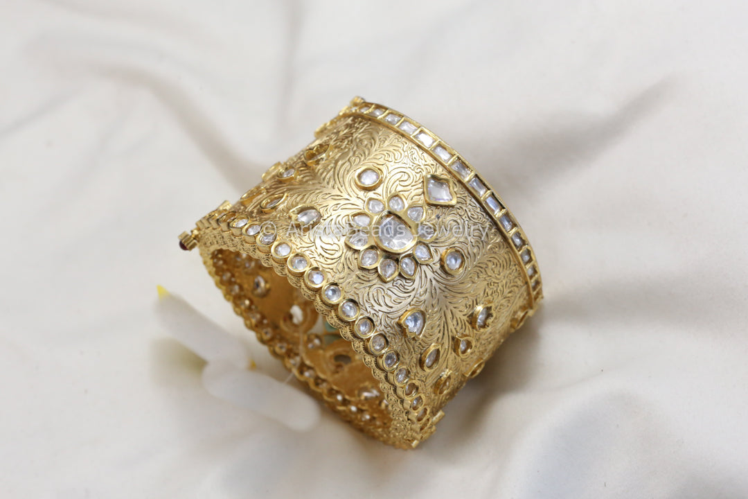 Premium Uncut Polki Kundan Wide Bangle (Aqua Pota)