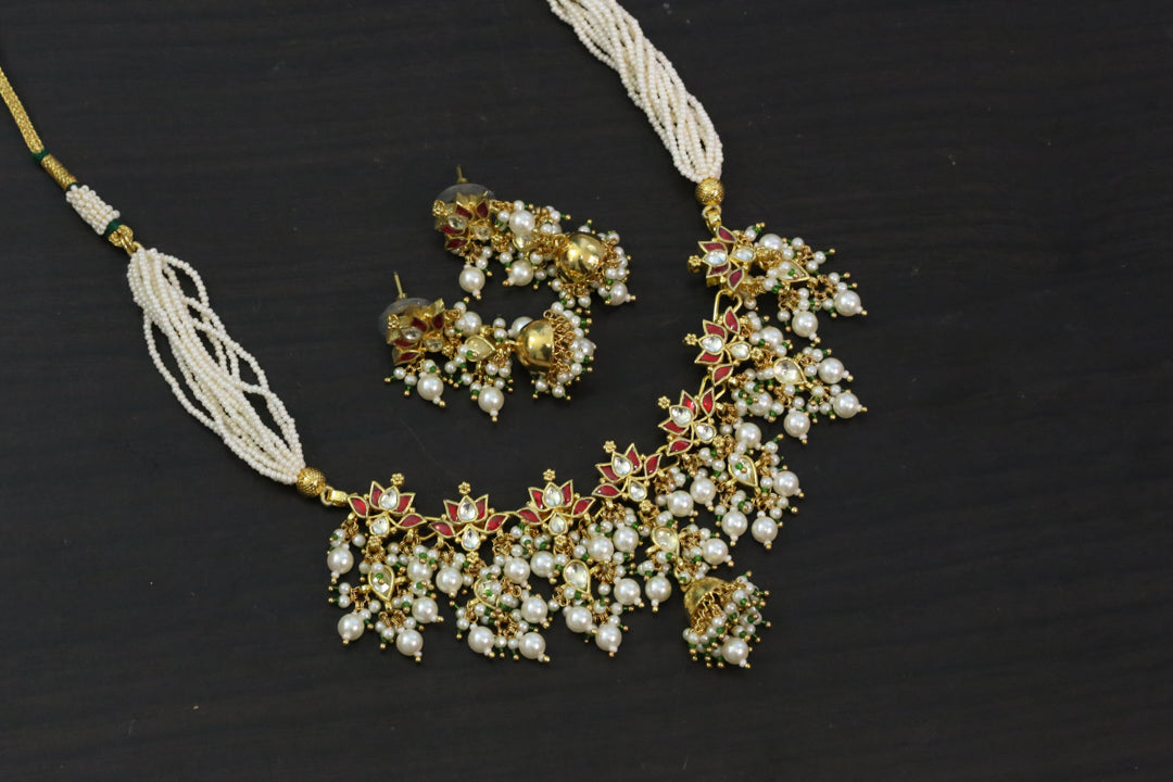 Dainty Pachi Kundan Lotus Necklace Set