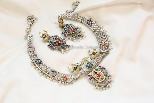 Kundan Fusion Dual Tone Hasli Necklace Set - Multi