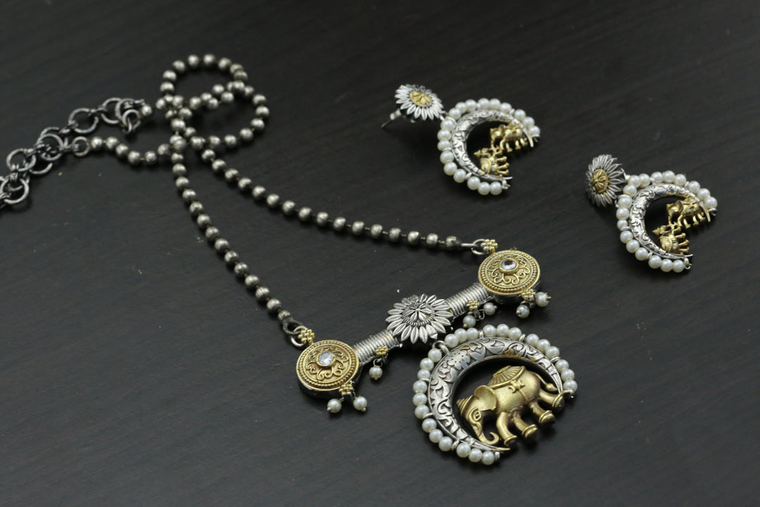 Dainty Dual Tone Necklace Set - Clear
