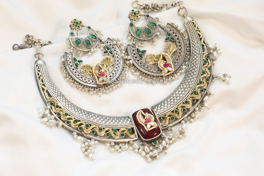 Fusion Jadau Kundan Hasli Necklace Set - Red Green