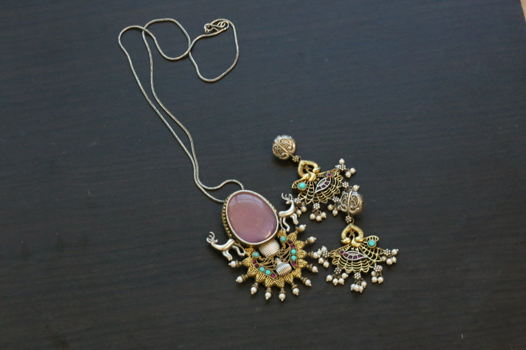 Dual Tone Monalisa Stone Pendant Chain Set
