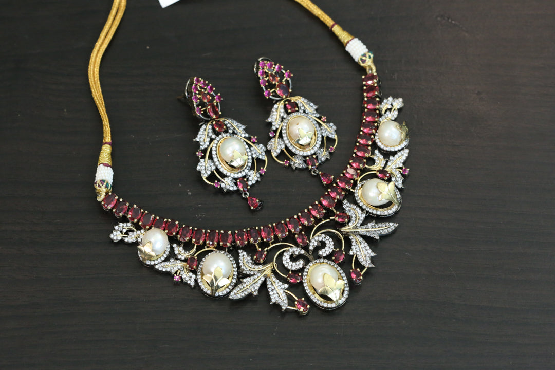 Victorian Barouqe Pearls Brick Red Necklace Set