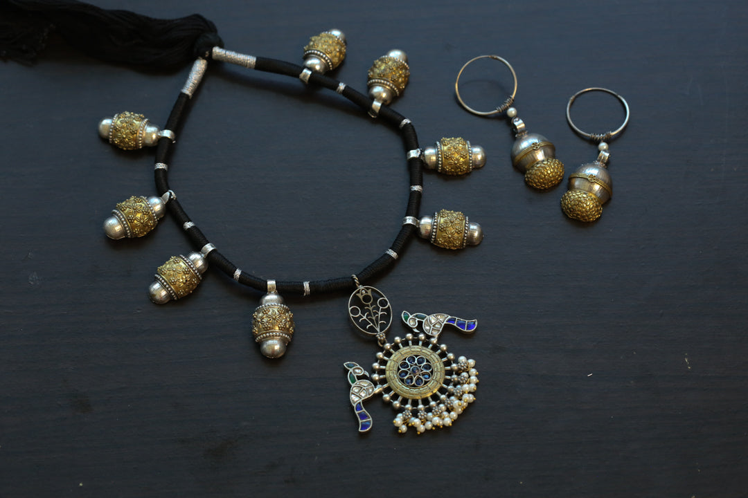 Dual Tone Fusion Kundan Necklace Set - Style 1