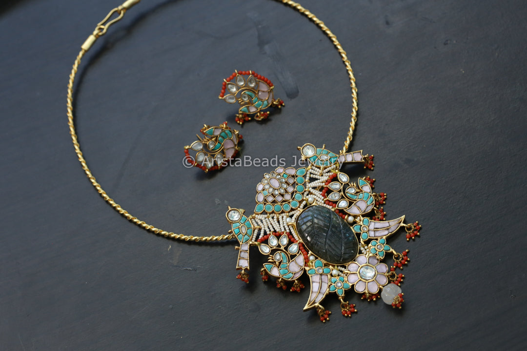 Jadau Fusion Necklace - Carved Labradorite (Removable)