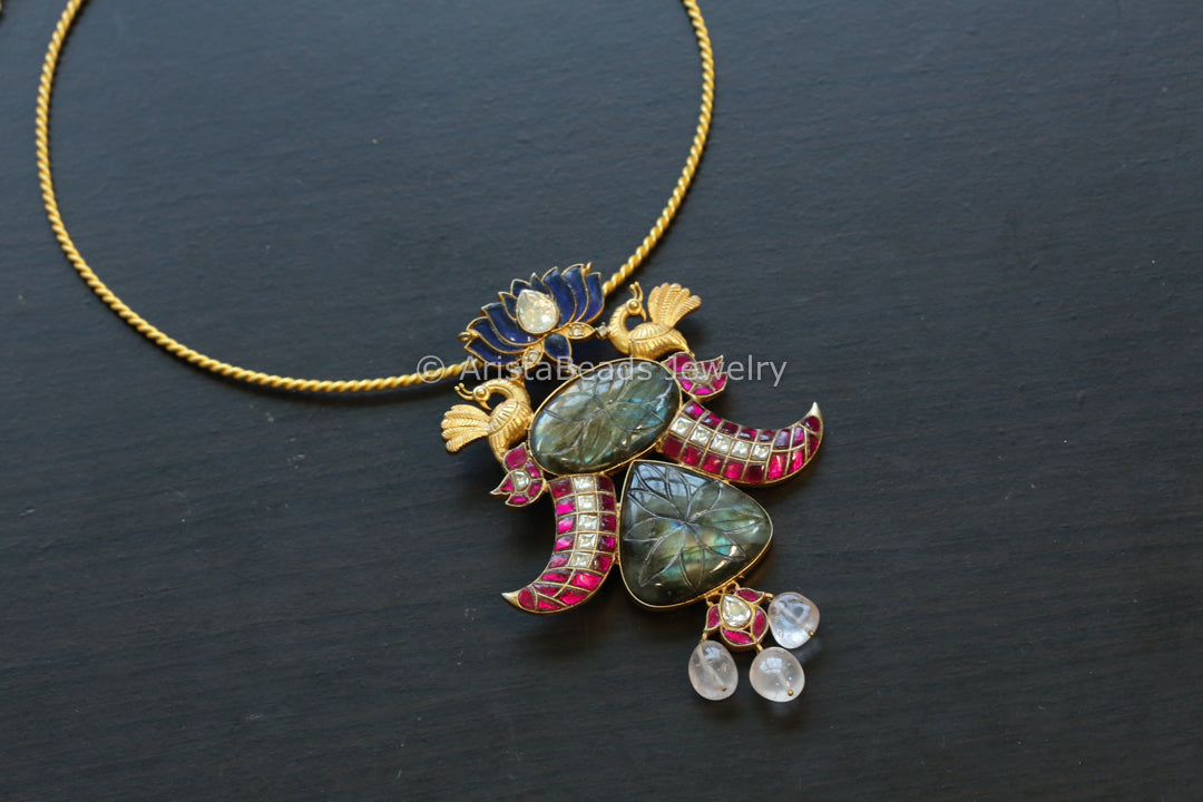 Designer Labradorite Pendant In Mala/ Hasli