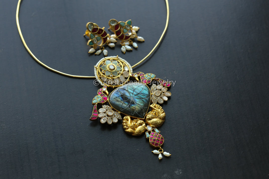 Jadau Kundan Fusion Necklace - Carved Labradorite ( Removable Hasli)