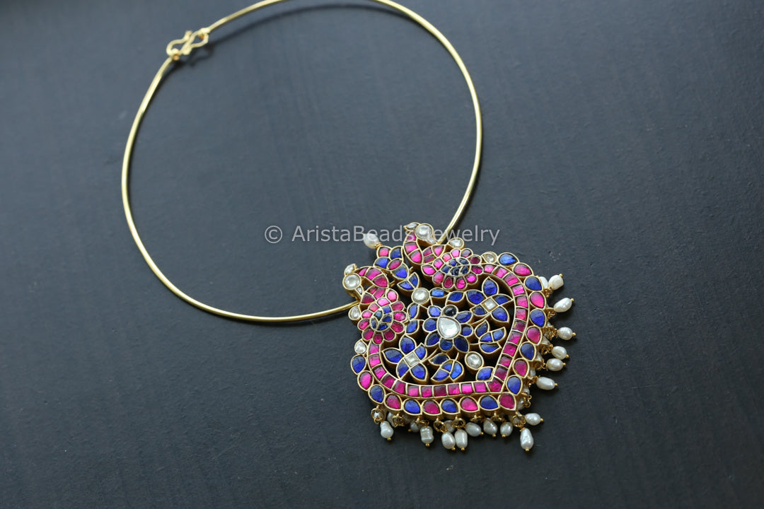 Jadau Kundan Pendant Hasli Necklace