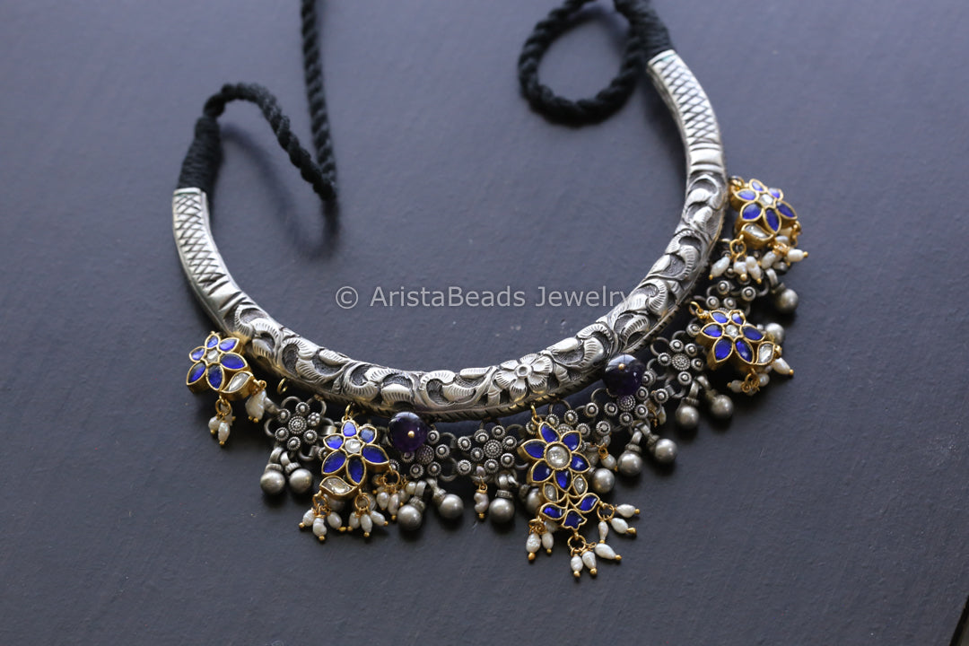 Jadau Kundan Dual Tone Hasli Necklace - Blue
