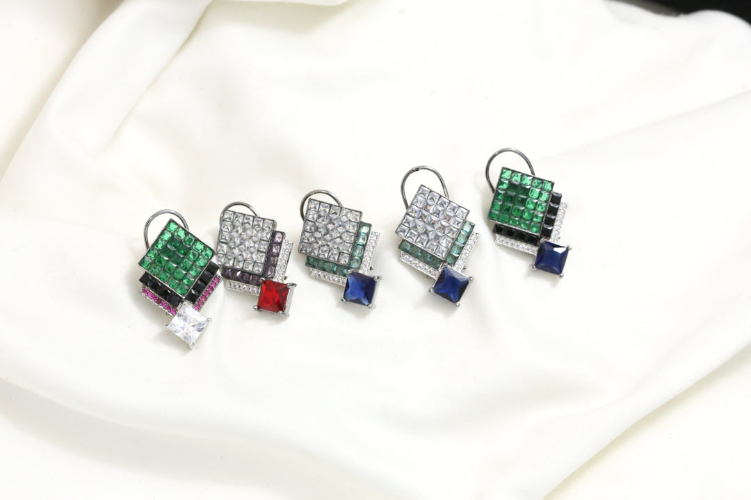 Invisible Setting Studs