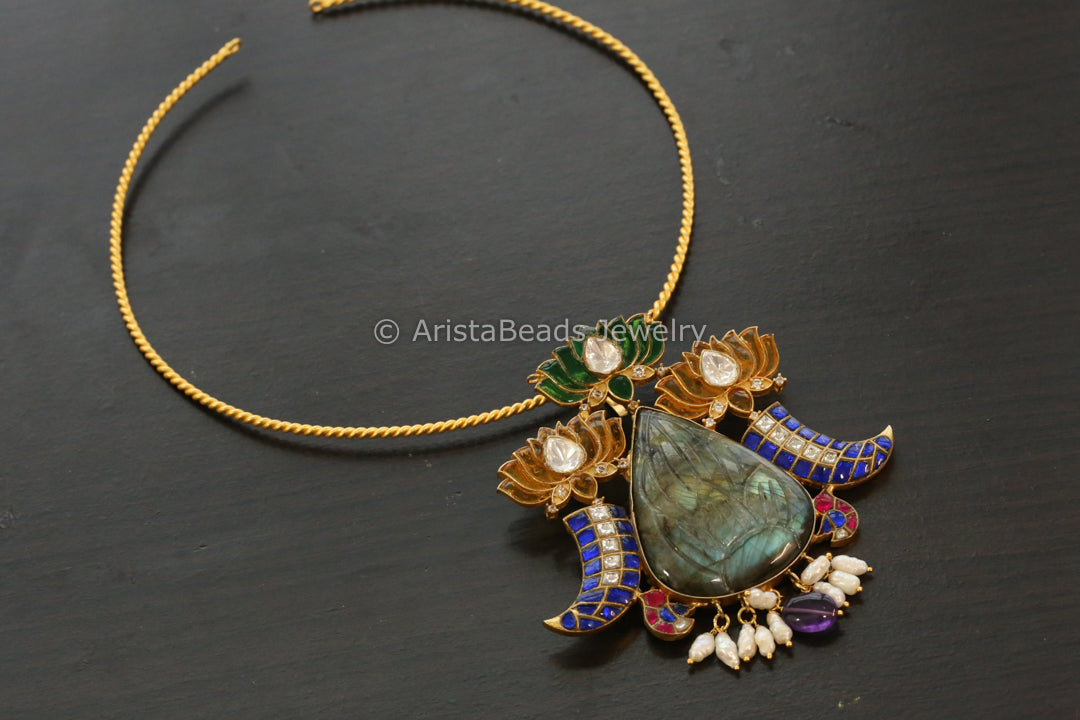 Handmade Jadau Kundan Pendant Hasli Ncklace - Style 3