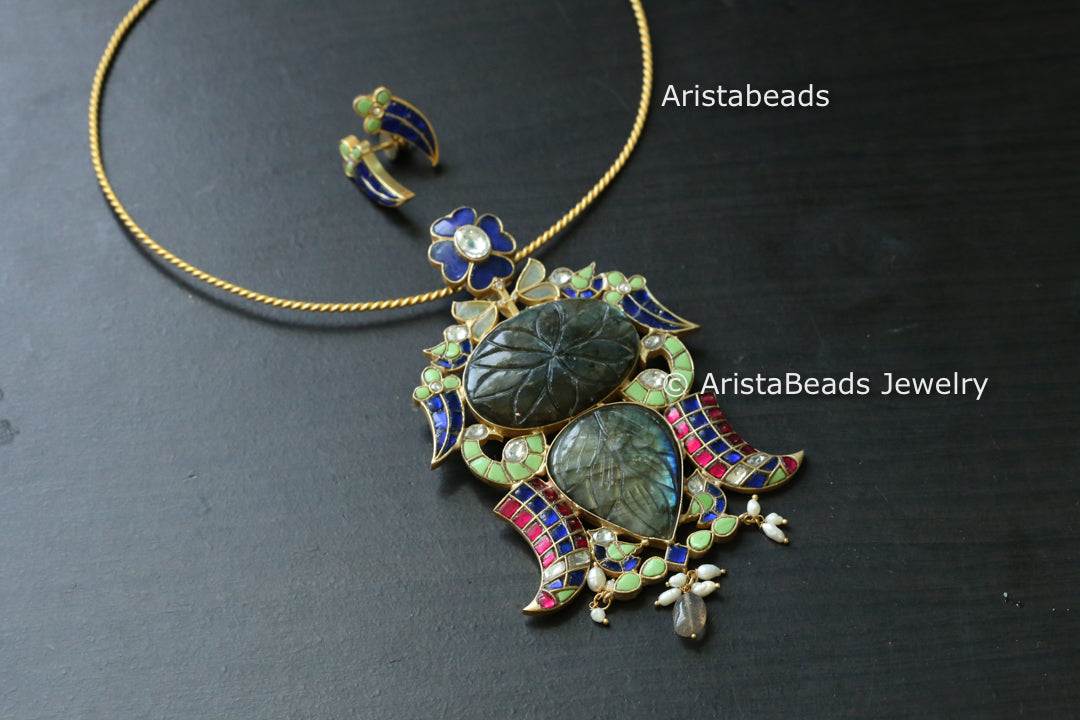 Carved Labradorite Jadau Fusion Pendant Set (Removable Hasli)