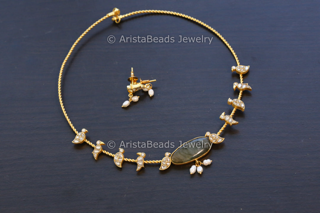 Dainty Labradorite Jadau Hasli Necklace