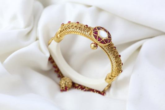 Jadau Ivory Gold Bangle (2.6/2.8 openable)