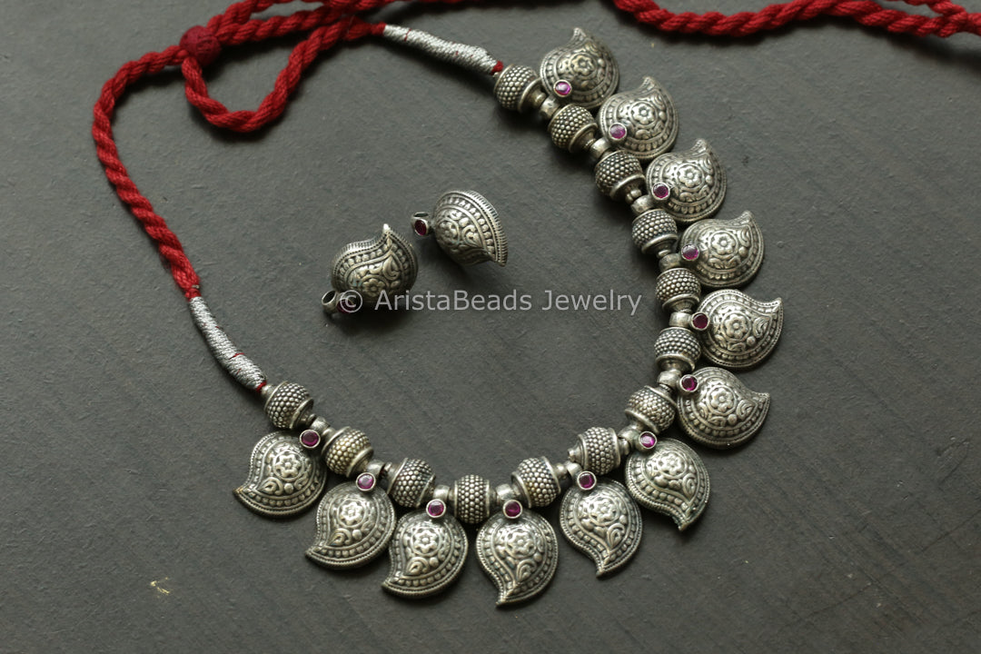 Next To Real Silver Mango Necklace -Silver