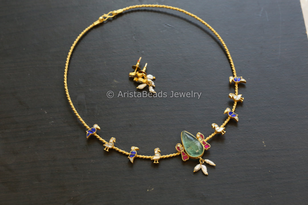 Dainty Fluorite & Kundan Jadau Hasli Necklace