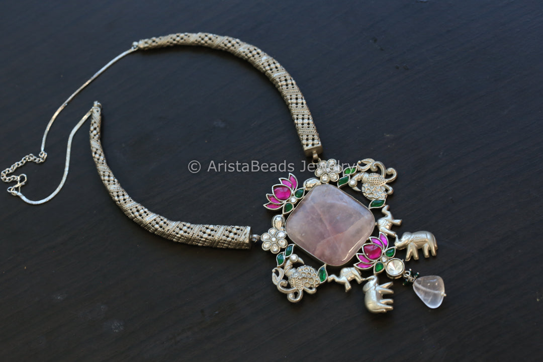 Rose Quartz Jadau Hasli Necklace - Oxidized