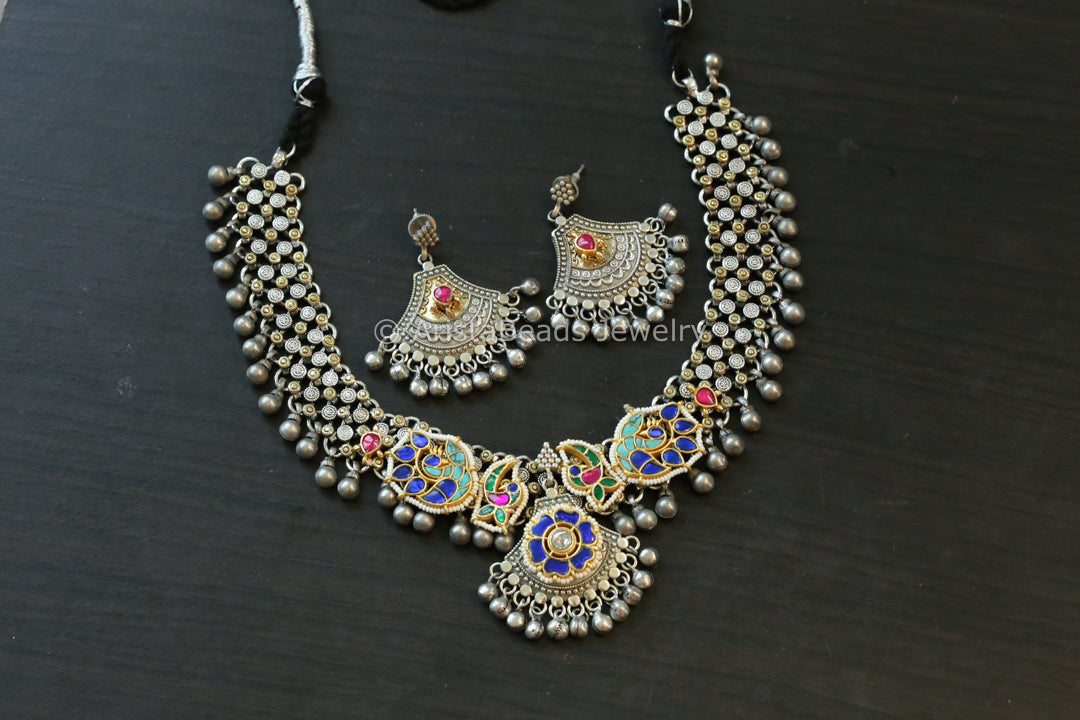 Silver Look Alike Fusion Kundan Necklace Set