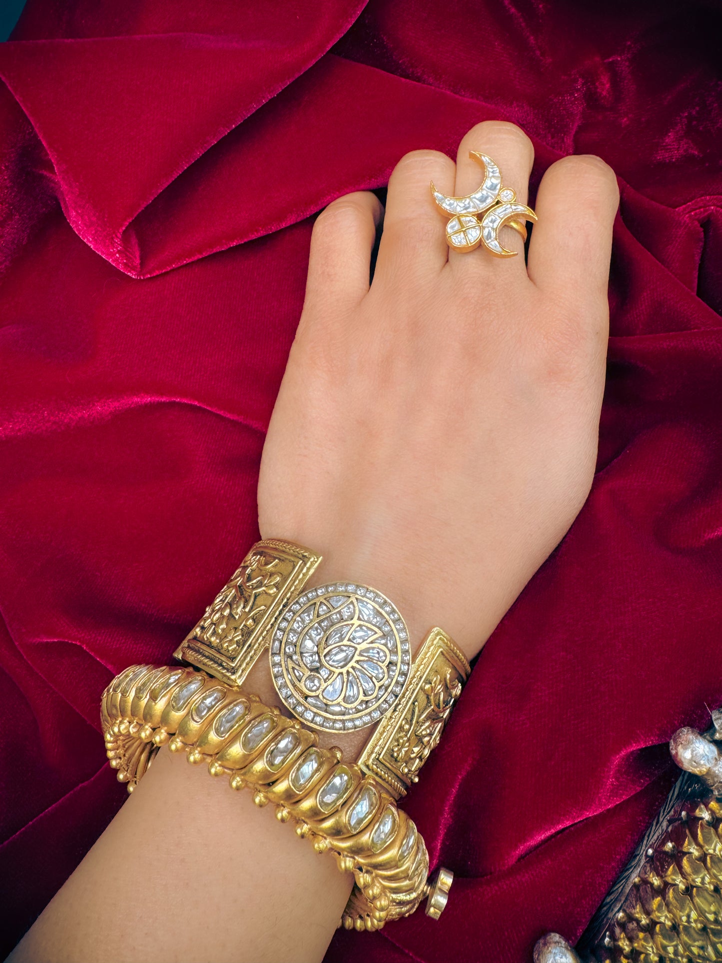 Mahira Premium Designer Jadau Kundan Bracelet (Openable)