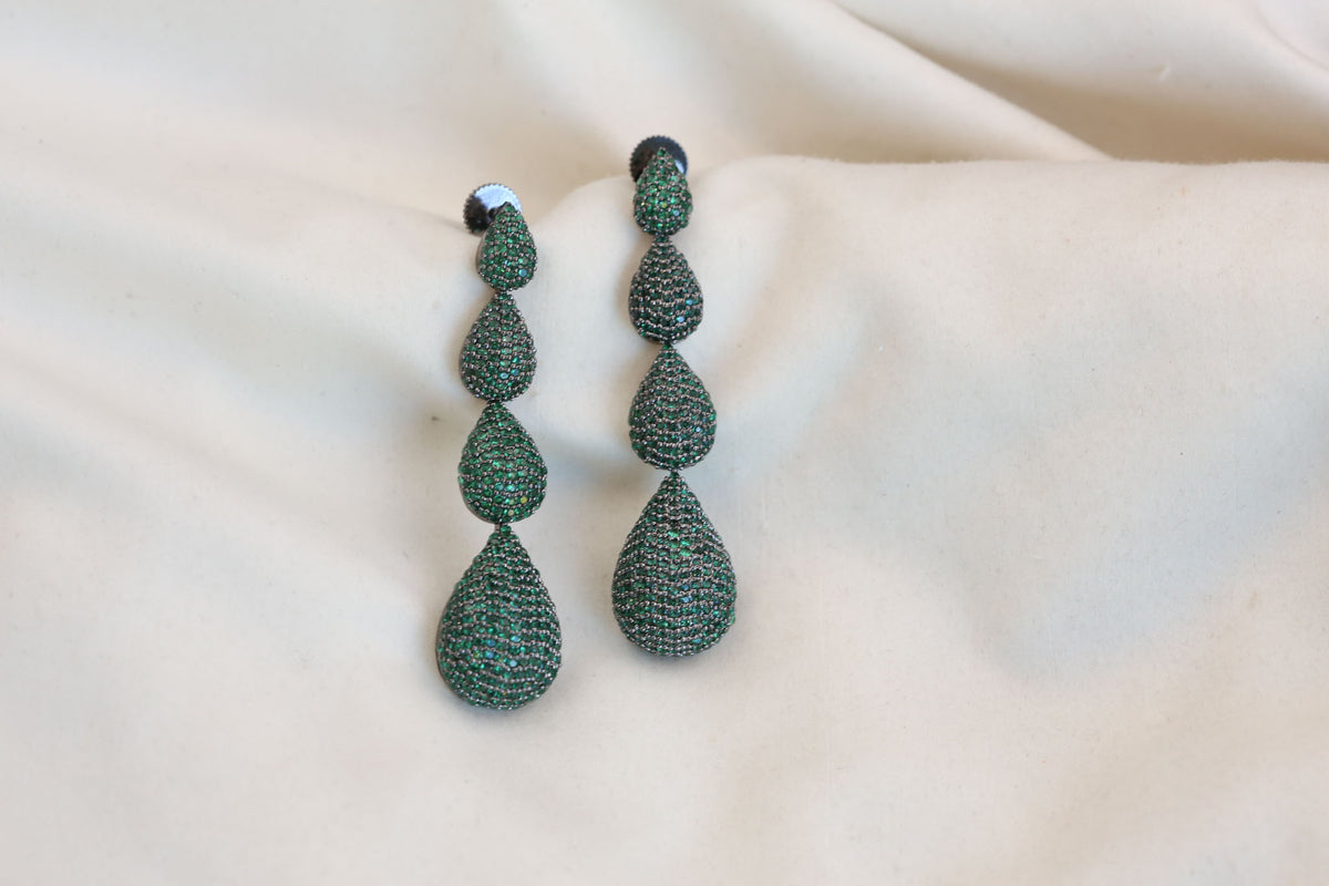 Ishika Victorian Earrings - Green