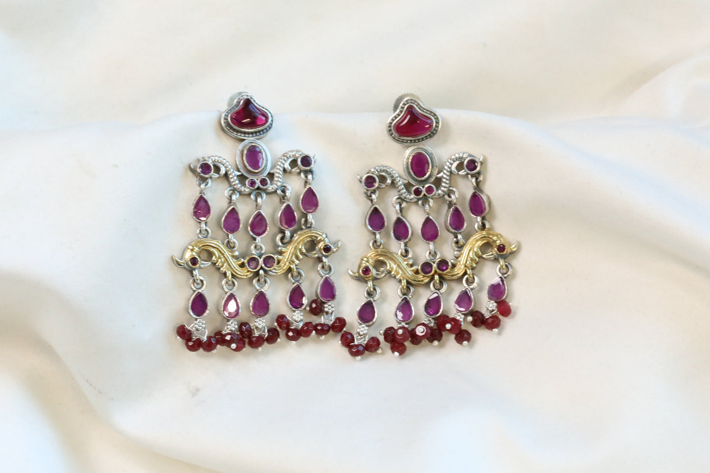Dhaani Dualtone Pasa Earrings - Red