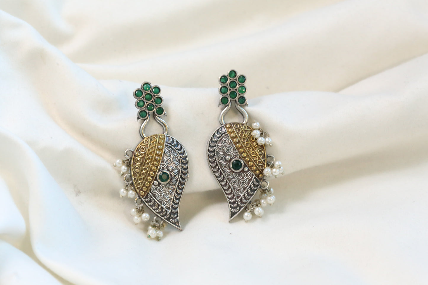 Dualtone Emerald Paisley Earrings
