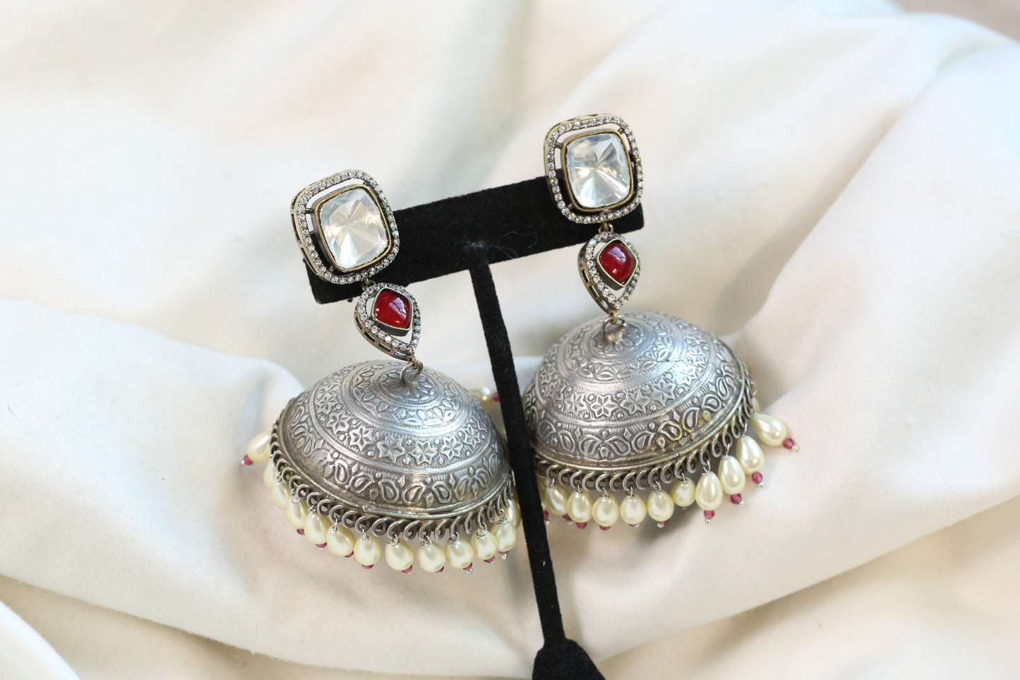 Large Kundan Fusion Jhumka- Red