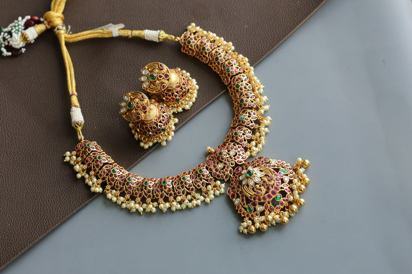 Shubha Kemp Jadau Necklace Set