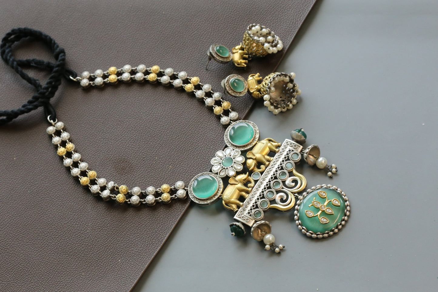 Seerat Silver Look Dual Tone Necklace Set - Mint