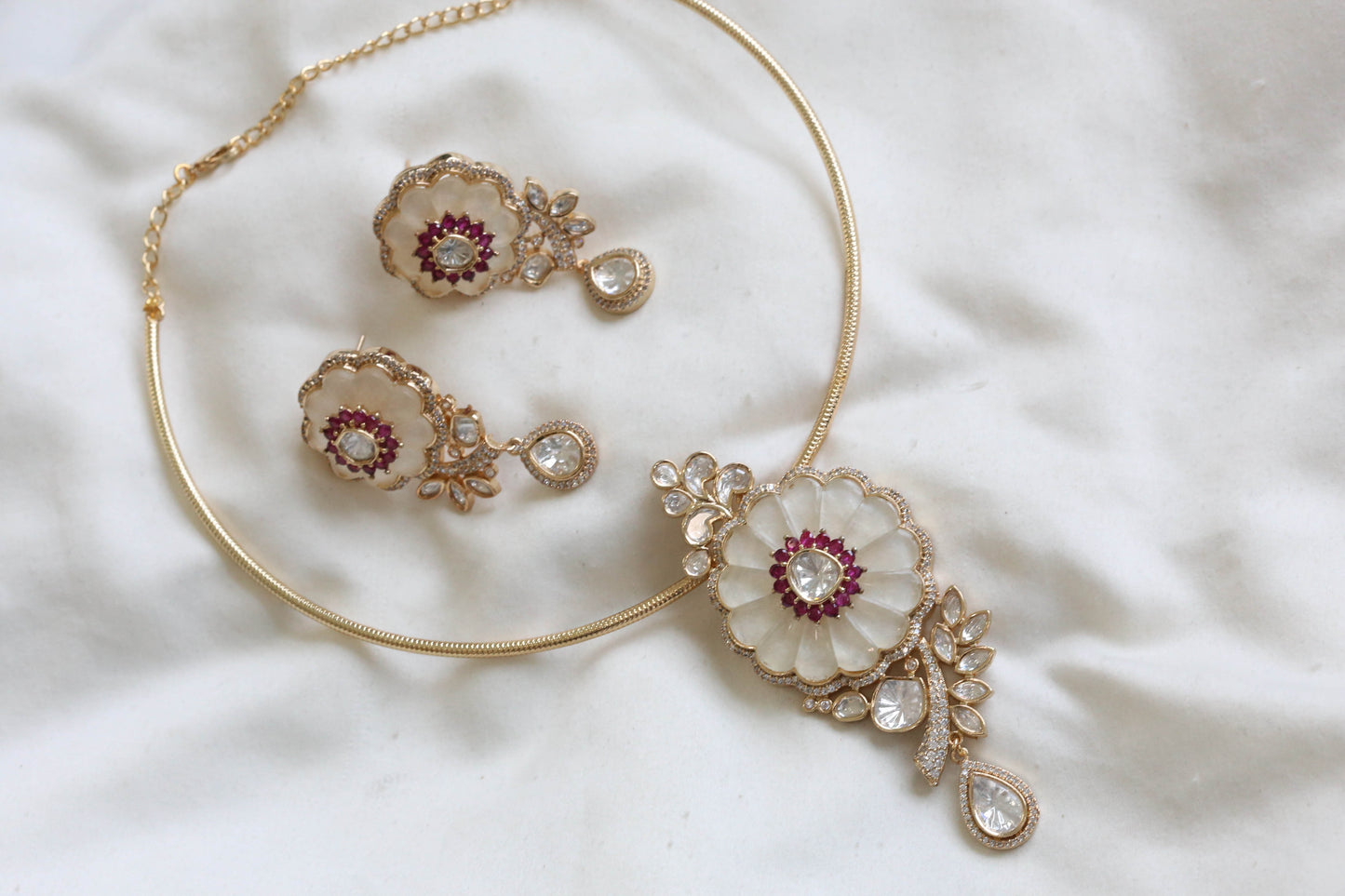 Ivory & Uncut Polki Hasli Set - Ruby (103-43)