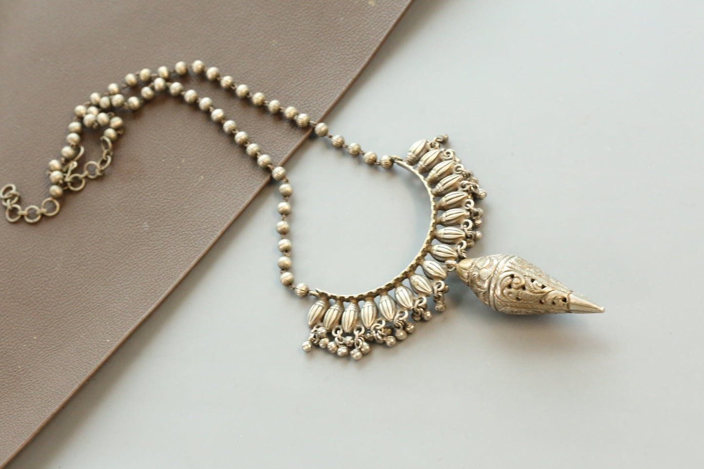 Oxidized Shankh Pendant