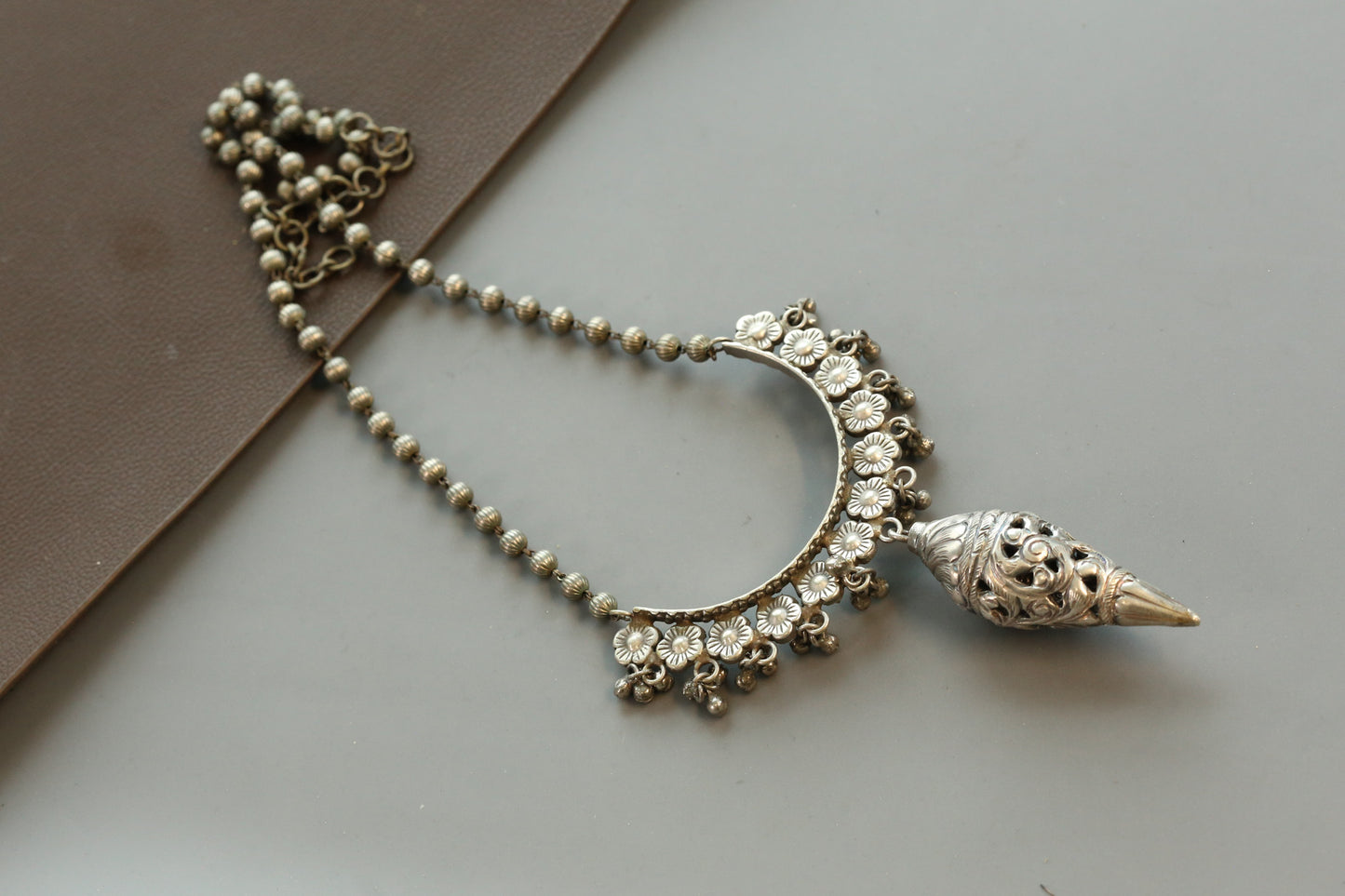 Oxidized Shankh Pendant