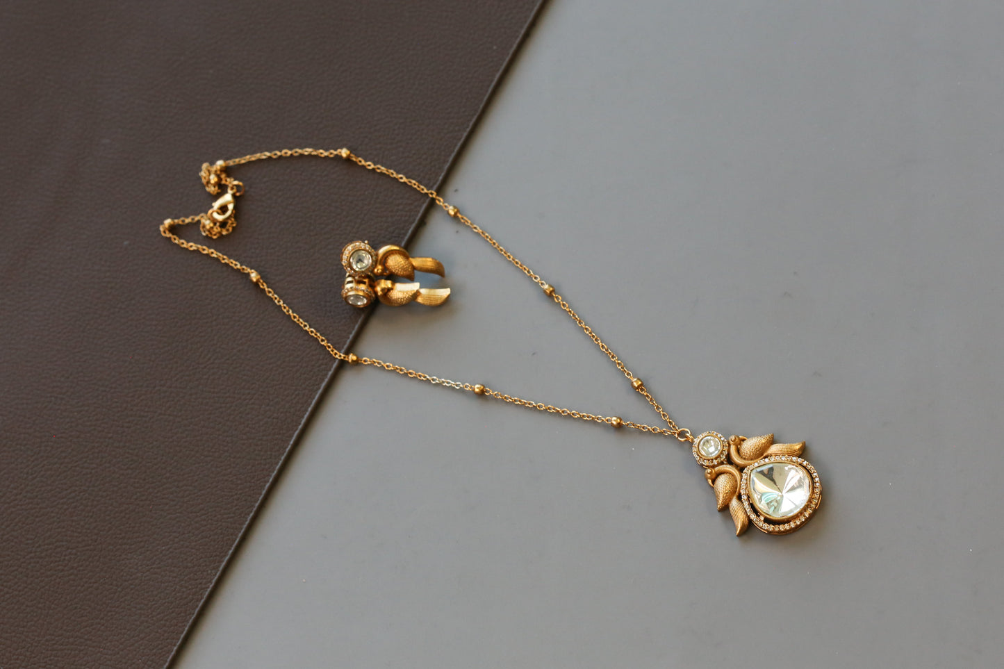 Dainty Pota Doublet Pendant Set - Clear