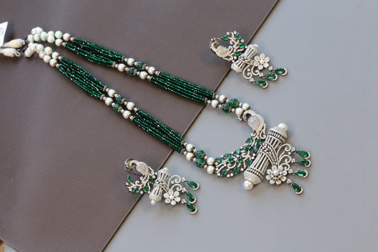 Long Victorian Polish Necklace Set - Green