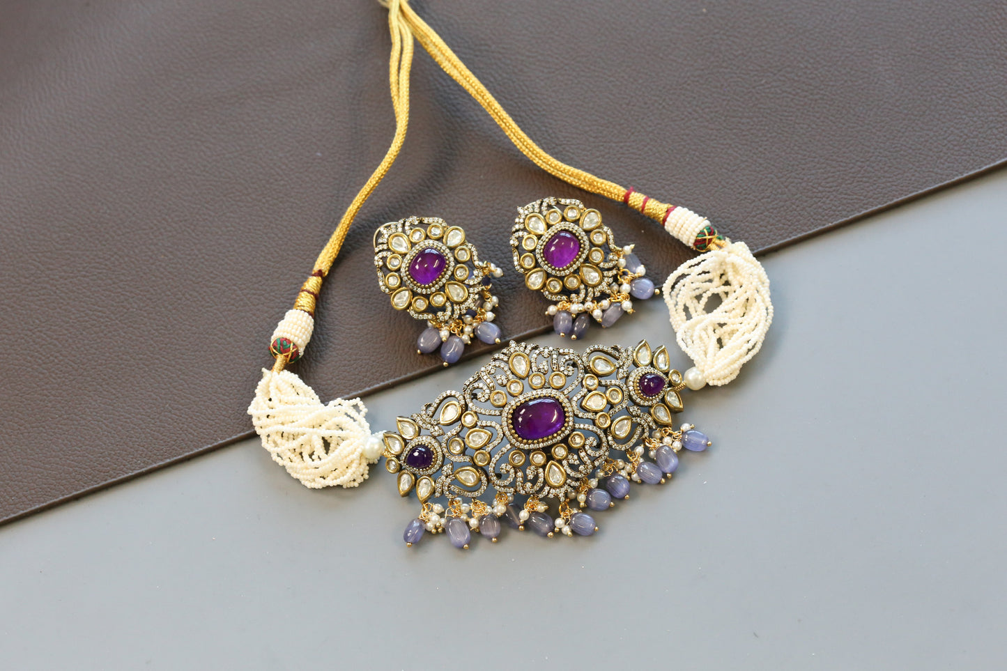 Mehndi Polish Purple Pota Choker Set