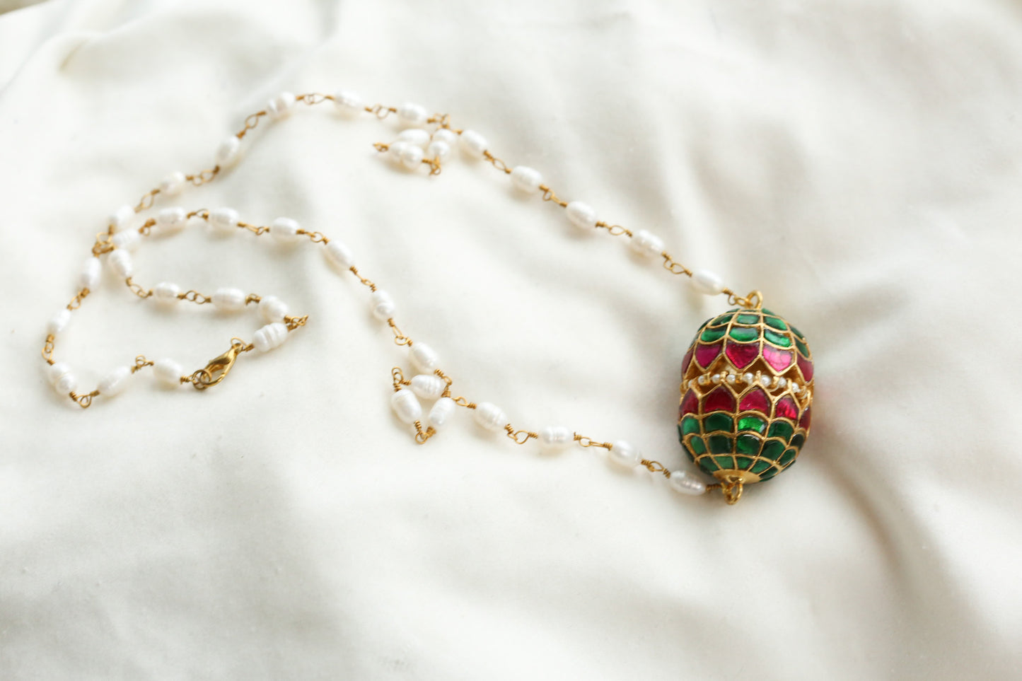Freshwater Pearls & Jadau Pendant Necklace