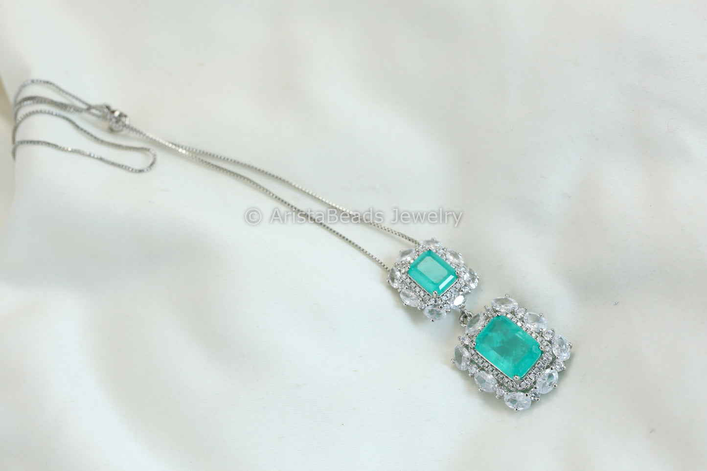 Dainty Doublet Pendant In Silver Chain